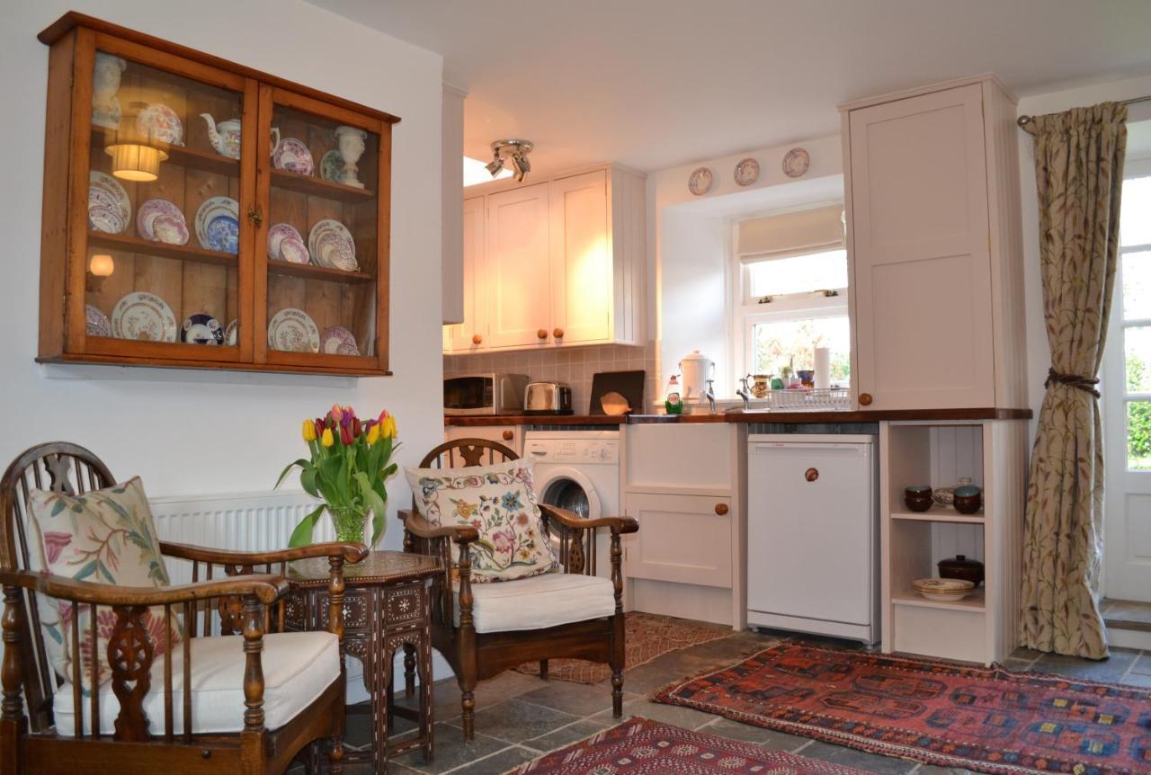 Camlann Apartment Alyth ภายนอก รูปภาพ